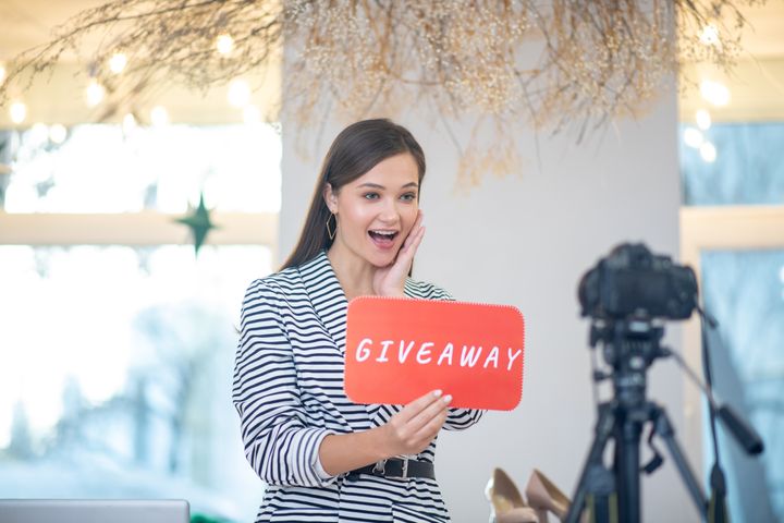 How to Partner with Influencers for Instagram Giveaways to Amplify Your Reach